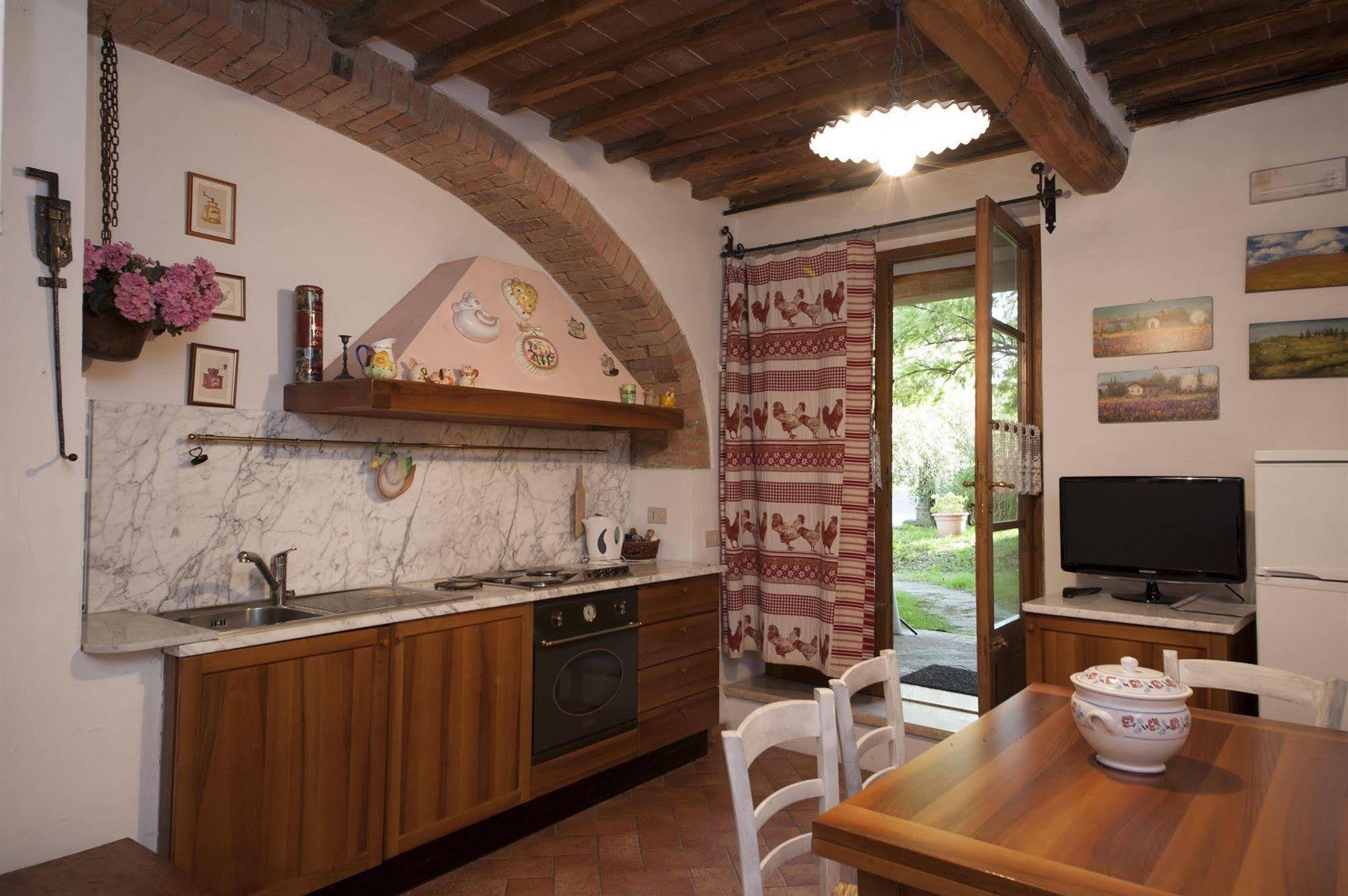 Agriturismo San Giorgio Монтероні-д'Арбія Екстер'єр фото
